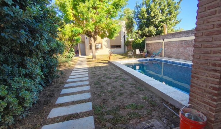 Entrada a vivienda. Final